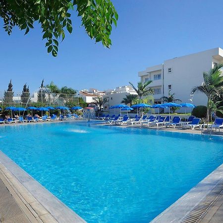 Euronapa Hotel Apartments Ayia Napa Bagian luar foto