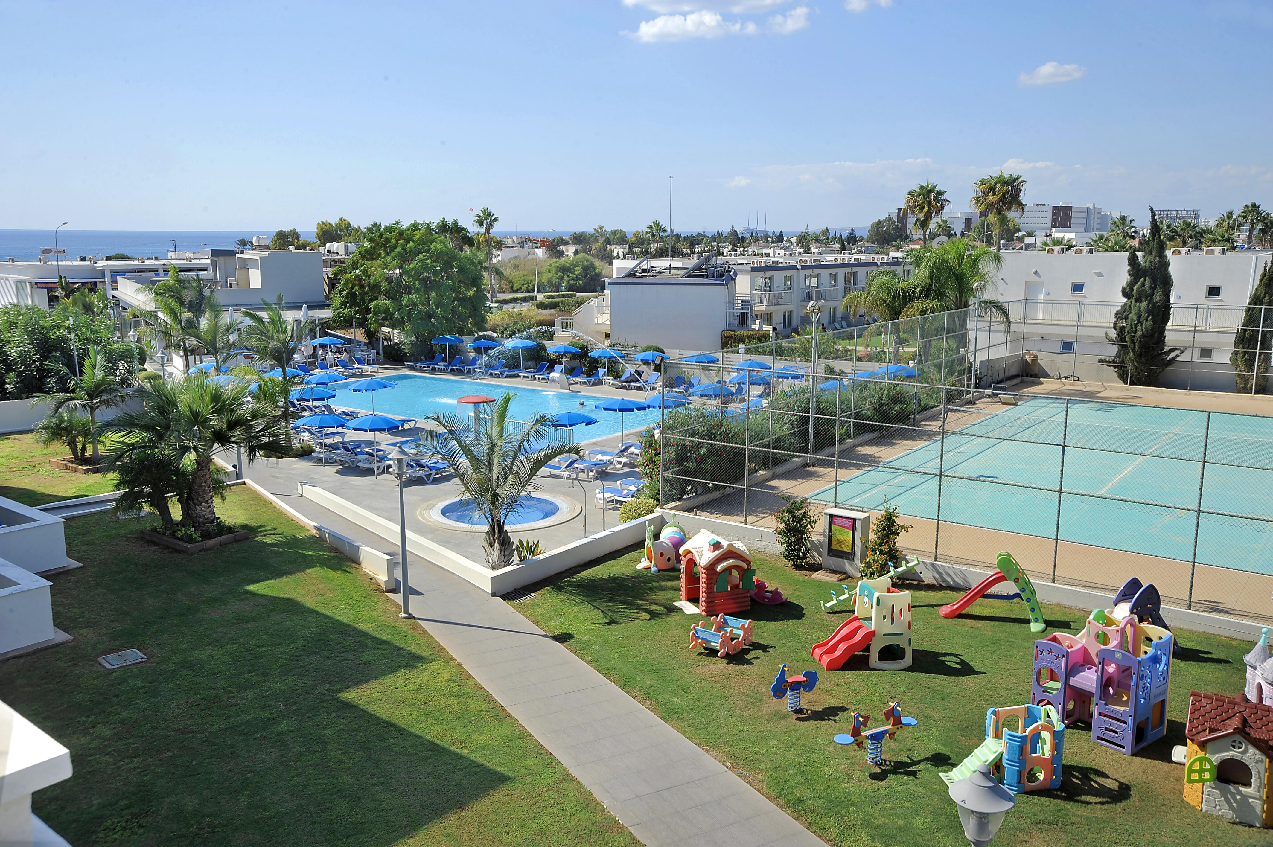 Euronapa Hotel Apartments Ayia Napa Bagian luar foto